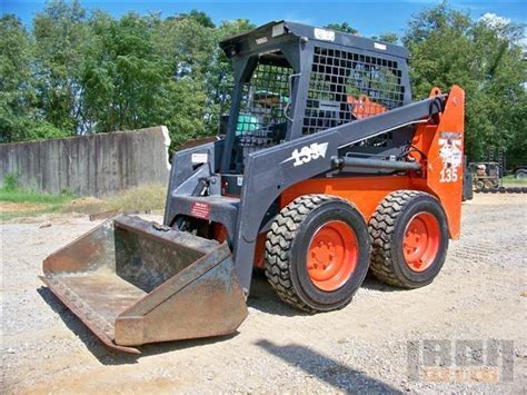 thomas skid steer dealers winnipeg|thomas 135s skid steer.